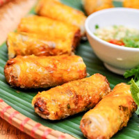 Rollitos vietnamitas de pollo